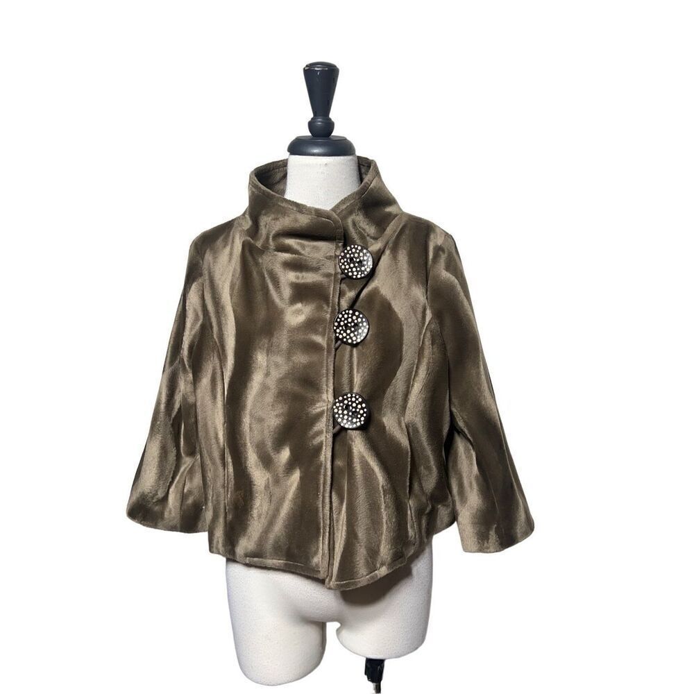 Melly by isk apparel Faux Fur Cropped Jacket Size Small